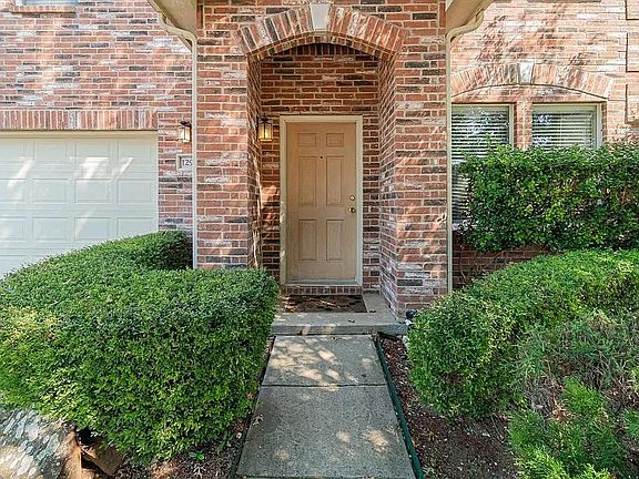 4th image of 12916 Pearson Dr