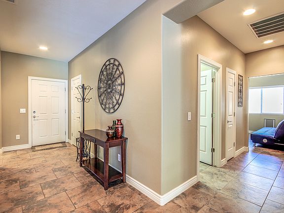 4th image of 8907 N Dinino Ct