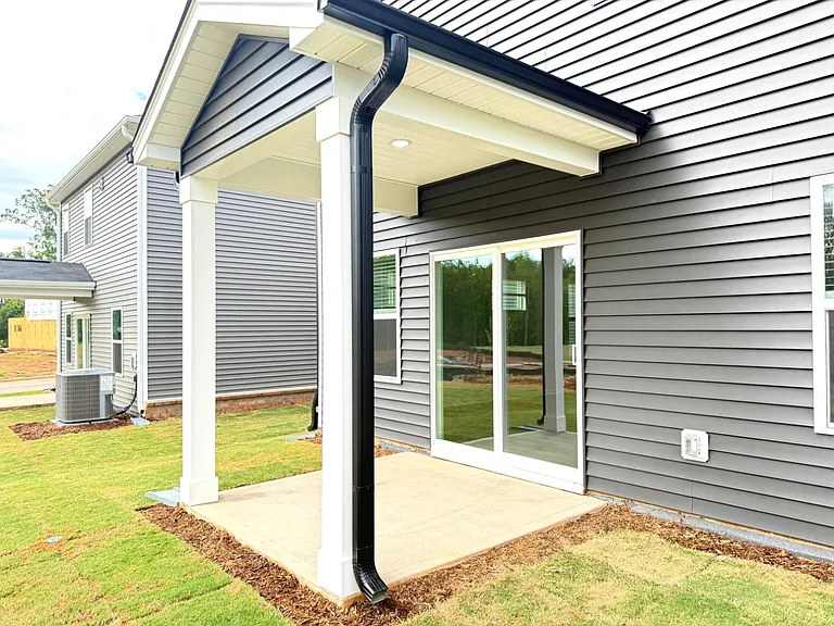 1008 Saint Lawrence Dr — Photo 14