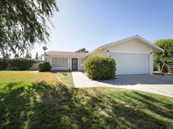 3808 Basil Ct, Bakersfield, CA 93309