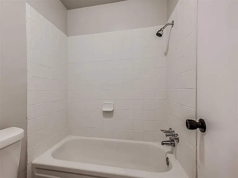1725 E Lindsey St #2 — Photo 25