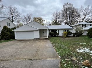 5127 Ridgebury Blvd, Lyndhurst, OH 44124