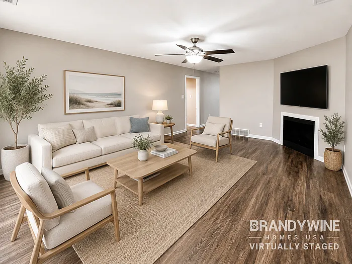 3 bed, 2.0 bath, 1314 sqft, $2,010 — Photo 3
