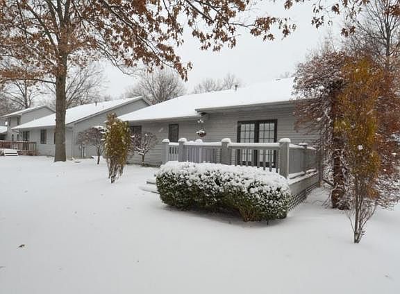 2nd image of 3452 Creekview Dr