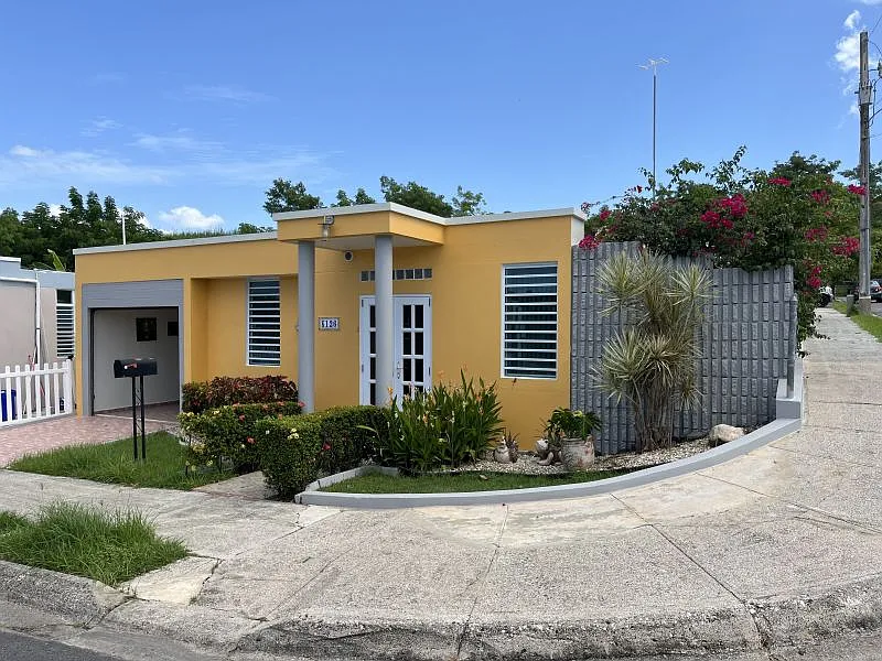 Urb Alturas de Miradero Calle Medregal #K126