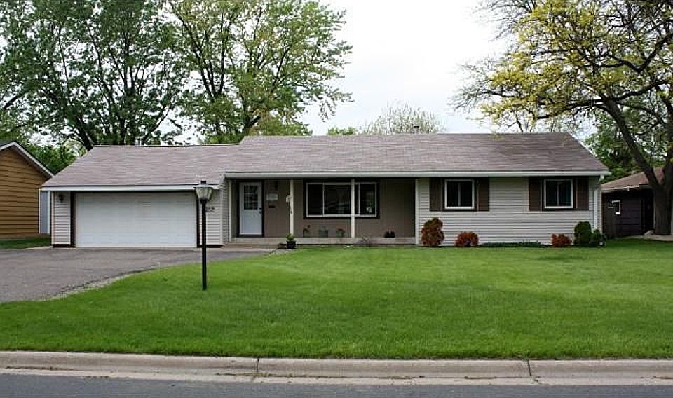 1st image of 6219 Chowen Ave N