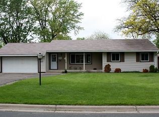 6219 Chowen Ave N, Brooklyn Center, MN 55429