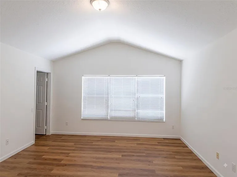 831 Enclair St #831 — Photo 9