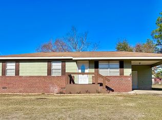 204 Adams St, Newton, AL 36352