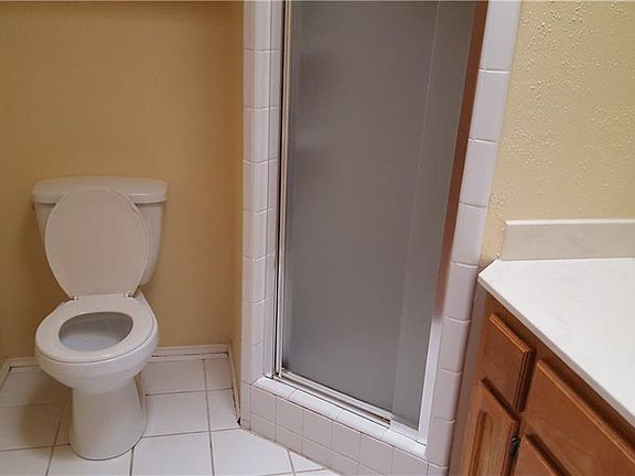 5th image of 1906 Lake View Dr #0