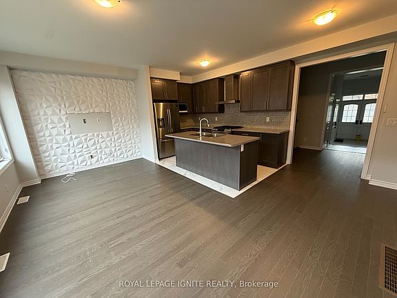 4th image of 25 Sutcliffe Dr