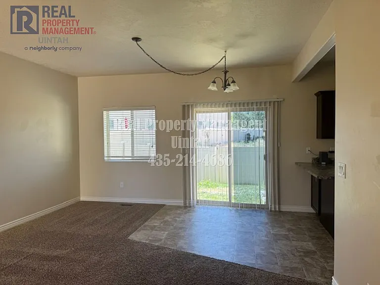 428 E Gray Fox Ln — Photo 5