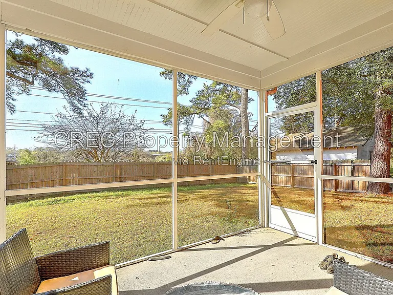 1157 Leary St — Photo 25