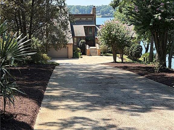 4th image of 248 Periwinkle Ln
