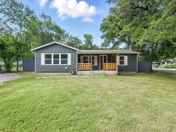 617 Alfred Dr, Azle, TX 76020