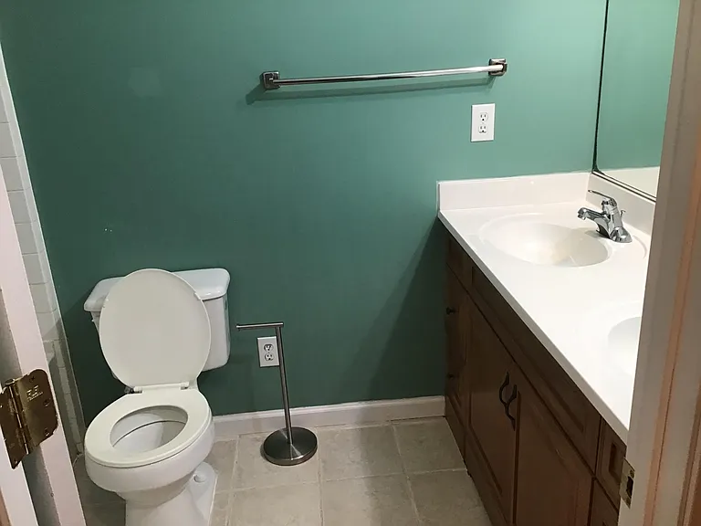 106 Christine Ct — Photo 16