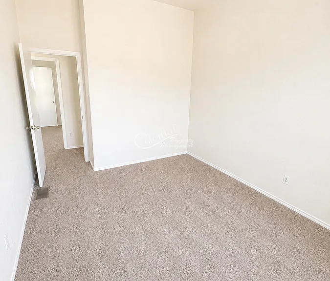 3805 Woodrow Dr #B — Photo 8