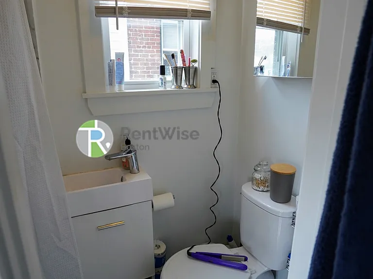 10 Brainerd Rd #42 — Photo 11