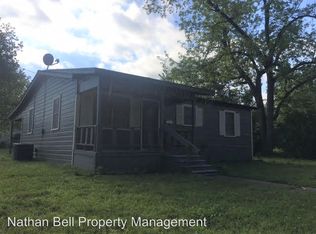 262 25th St NW, Paris, TX 75460
