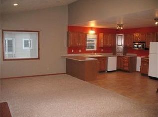 604 Redbud Ln, Middlebury, IN 46540