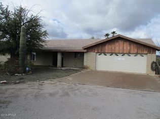 42210 N Grand Ave, Morristown, AZ 85342