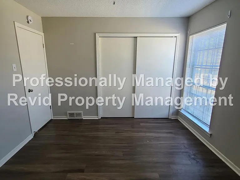 5157 Blacksmith Dr — Photo 18