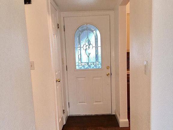 5th image of 1631 S Burke St