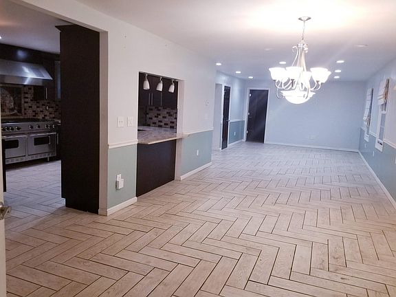 5th image of 56 Bayville Ave Floor 1