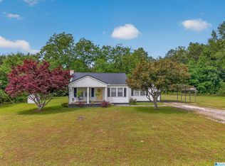 867 Graham Dr, Ohatchee, AL 36271