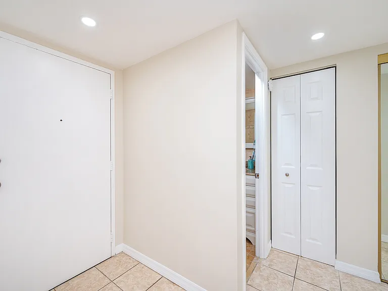 7705 SW 86th St #B-114 — Photo 18