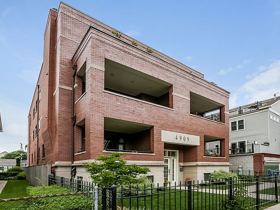 2nd image of 4909 N Ravenswood Ave APT 3N