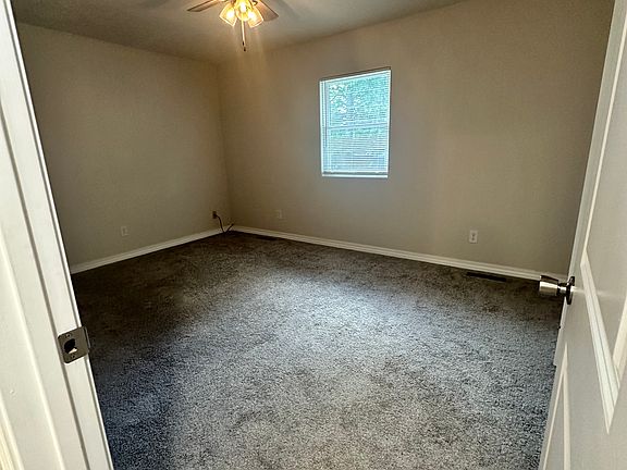 5th image of 334 W Grant St #1