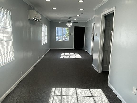 4th image of 1331 W 103rd St