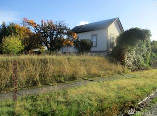 215 N Francis St, Port Angeles, WA 98362