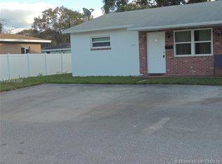 2620 SW 51st St #1, Fort Lauderdale, FL 33312