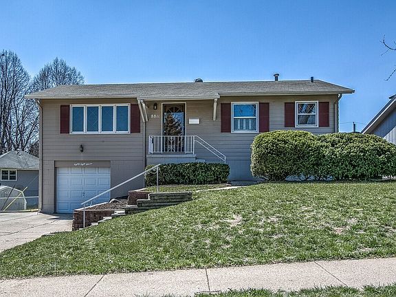 2nd image of 8811 Valley View Dr