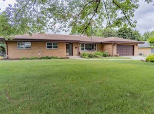 5589 Guilford Rd, Rockford, IL 61107