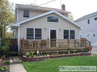 52 5th St, Ronkonkoma, NY