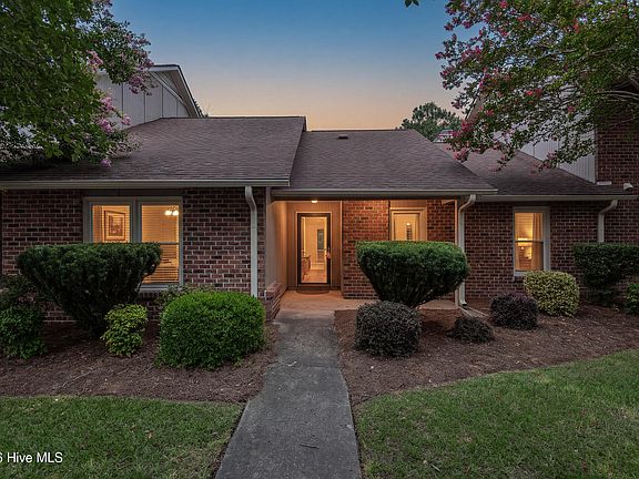 3rd image of 1871 Quail Ridge Road #D