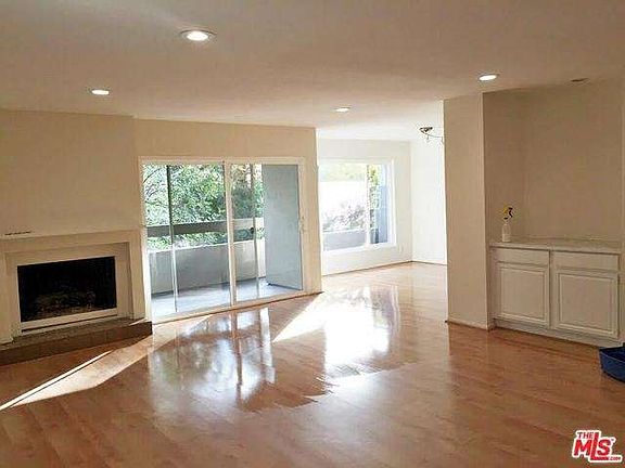 4th image of 1888 Greenfield Ave APT 207