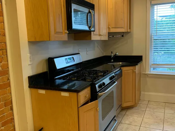 23-24 Aspinwall Ave, Brookline, MA