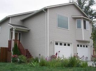 2924 Arbor St, Mount Vernon, WA 98273