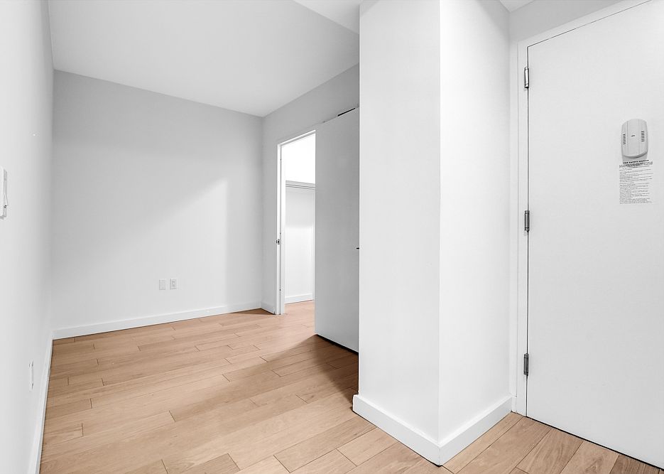 1st image of 535 W 43rd St S #9GG