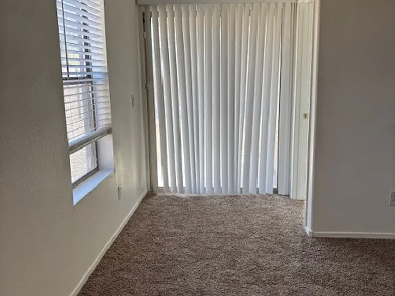 36509 W Padilla St — Photo 14