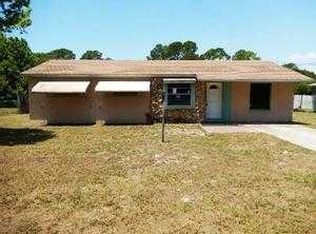35903 Lakewood Dr, Leesburg, FL 34788