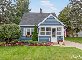 44 Wall St, Zeeland, MI 49464