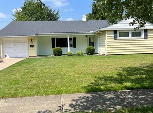 6336 Alderwood Rd, Parma Heights, OH 44130