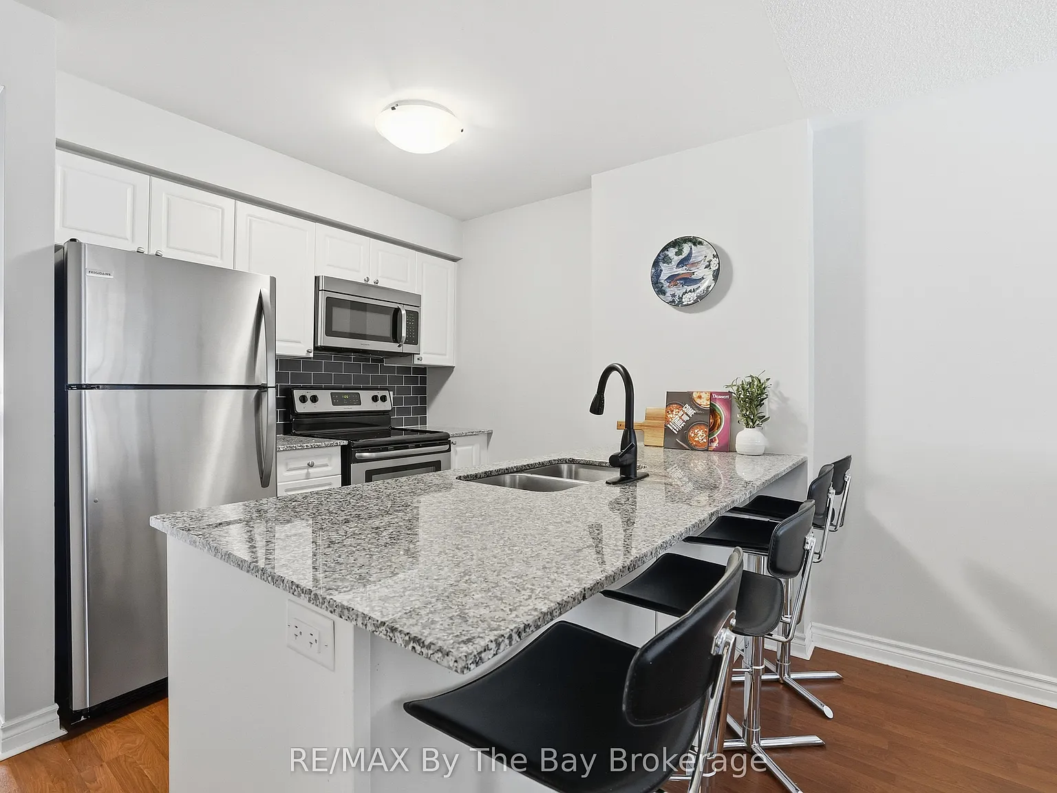 2 bed, $2,250 — Photo 3