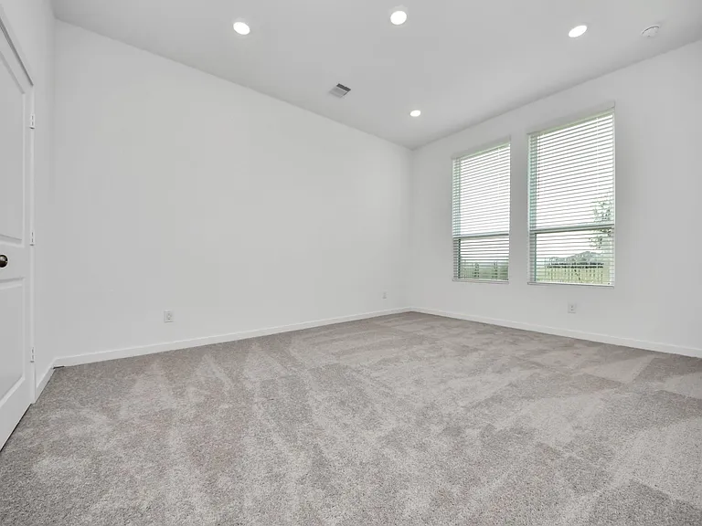 27443 Sunterra Village Dr — Photo 27