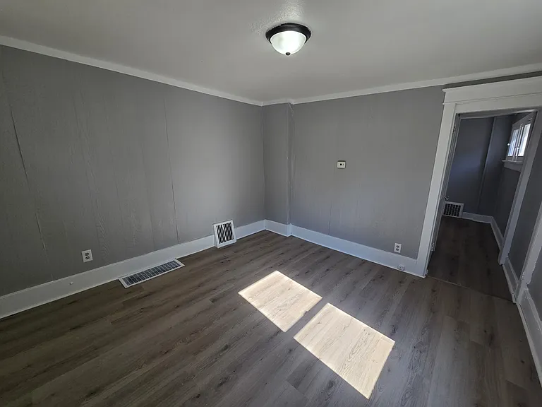 1703 Lafayette St — Photo 2